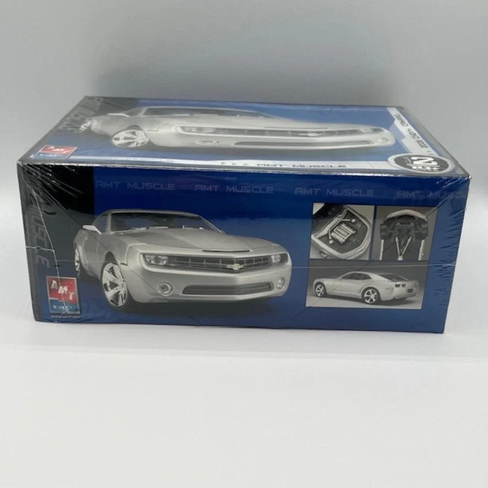 AMT Ertl 2006 Chevy Camaro Muscle Model Kit Skill 2 38467 New Sealed